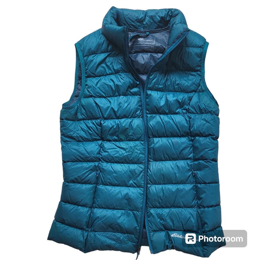 Women's dark green, Eddie Bauer lightweight down vest, size S